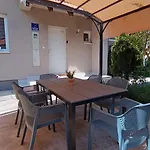 Ferienhaus Field Sarajevo
